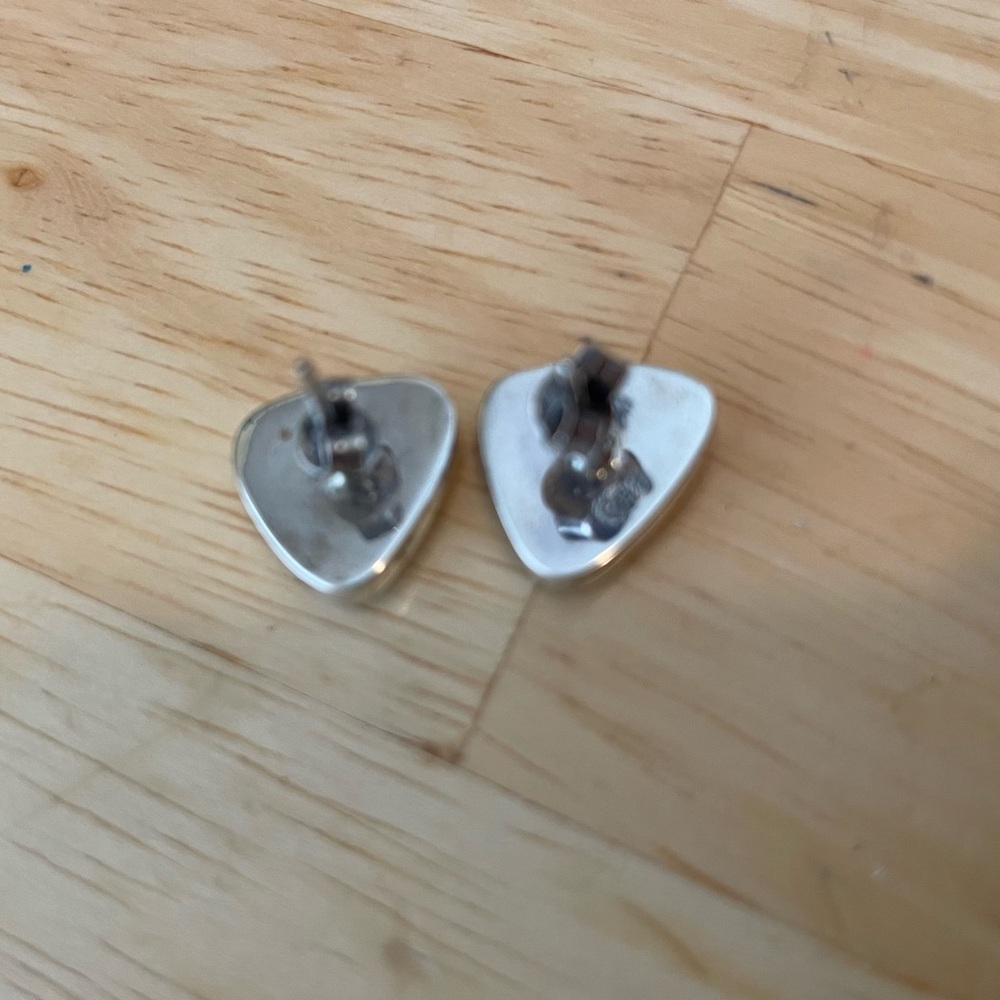 Mod Triangular Sterling Silver Earrings - Picture 3 of 4